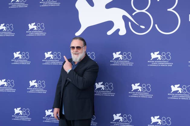 What Love Builds Photocall - The 83rd Venice International Film Festival Actor Russell Crowe attends the photocall of What Love Builds presented out of competition at the 83rd International Venice Film Festival, at Venice Lido on September 11, 2026.  Copyright: xKazukoxWakayamax