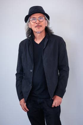 83rd Venice International Film Festival in Venice, Italy - 11 Sept 2026. Filipino director Lav Diaz attends the photocall of the film Makikiraan Po (Let Us Through, Dear Ancestors) during the 83rd Venice International Film Festival at Palazzo del Casinò. Venice Italy Copyright: xMarcoxBaradax xSOPAxImagesx 20260911_RED CARPET LET US GO THROUGH-7