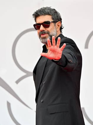 IPA88400517 - Venice, 83rd Venice International Film Festival 2026 - Night 10. Red carpet event for the film KAMI NOUR (A BIT OF LIGHT). Pictured: Pierfrancesco Favino  Copyright: xManuelexMangiarottix xPoolxPhotoxEventsx08x IPA88400517