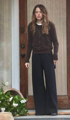 Emma Stone is seen on the set of The Catch Emma Stone is seen on the set of The Catch . 11 Sep 2026 Pictured: Emma Stone is seen on the set of The Catch .  Copyright: xThexMegaxAgencyxSteveSands NewYorkNewswire MEGAx