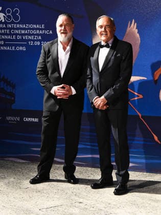 IPA88408899 - Venice International Film Festival 2026 - Night 10 - Red carpet for the film WHAT LOVE BUILDS. Pictured: Russell Crowe, Alberto Barbera  Copyright: xAlbertoxTerenghix xPoolxPhotoxEventsx08x IPA88408899