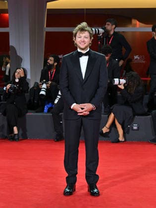 IPA88409986 - Venice International Film Festival 2026 - Night 10 - Red carpet for the film *UN BON AVOCAT*. Pictured: Anthony Bajon  Copyright: xManuelexMangiarottix xPoolxPhotoxEventsx08x IPA88409986