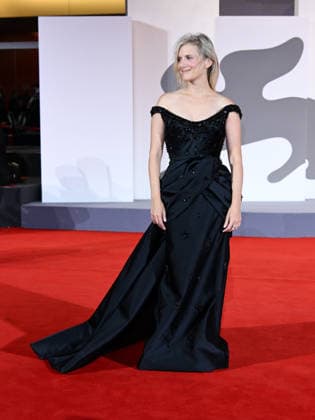IPA88410487 - Venice, 83rd Venice International Film Festival 2026 - Night 10 - Red carpet for the film *UN BON AVOCAT*. Pictured: Melanie Laurent  Copyright: xAlbertoxTerenghi PoolxPhotoxEvenx xPoolxPhotoxEventsx08x IPA88410487