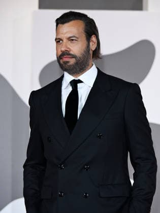 IPA88410698 - Venice, 83rd Venice International Film Festival 2026 - Night 10 - Red carpet for the film *UN BON AVOCAT*. Pictured: Laurent Lafitte  Copyright: xAlbertoxTerenghi PoolxPhotoxEvenx xPoolxPhotoxEventsx08x IPA88410698