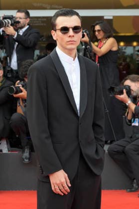 Francesco Gheghi at the premiere of the film *Dio ride* at the 2023 Venice Biennale—the 83rd Venice International Film Festival—at the Palazzo del Cinema in Venice, September 11, 2026 Foto:xA.xM.xTinghinox xFuturexImagex ride_6913