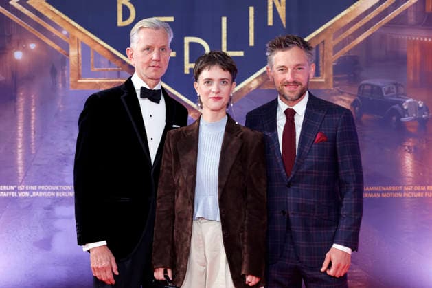 Singer Max Raabe, actress Liv Lisa Fries, and actor Volker Bruch at the North Rhine-Westphalia premiere of the fifth and final season of the TV series *Babylon Berlin* at the open-air cinema in Cologne s Rheinauhafen, September 11, 2026, North Rhine-Westphalia, Germany Copyright: xChristophxHardtx
