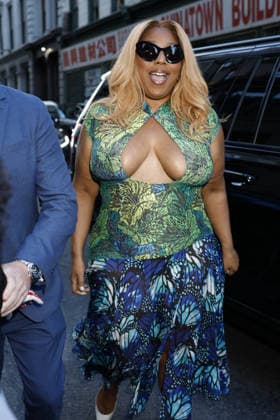 Celebrities attend New York Fashion Week September 2026 Kim Shui show Featuring: Lizzo Where: New York City, New York, United States When: 11 Sep 2026 Credit: Jairo Pastoressa INSTARimages EDITORIAL USE ONLY. NOT FOR USE BY NEWSPAPERS BASED IN THE UK. Copyright: xx instar56010045