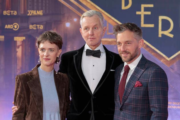 Liv Lisa Fries, Max Raabe, and Volker Bruch at the premiere of the fifth and final season of the TV series *Babylon Berlin* at the Naturstrom Open-Air Cinema in Cologne, September 11, 2026 Foto:xR.xSchmiegeltx xFuturexImagex babylon_6937