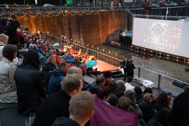 The open-air movie theater at Rheinauhafen in Cologne, Red Carpet, Red Carpet Show, Arrival, Premiere of the final season of *Babylon Berlin* on September 11, 2026, at the Naturstrom Open-Air Movie Theater at Rheinauhafen in Cologne,