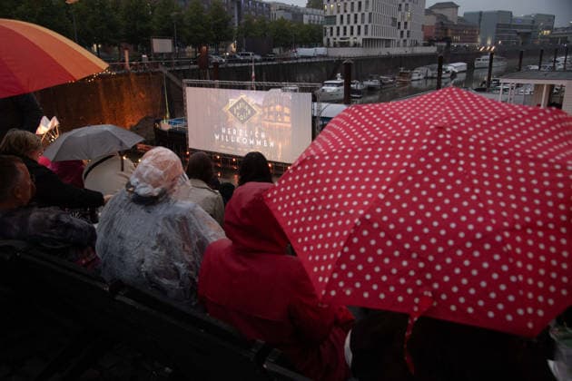 The open-air movie theater at Rheinauhafen in Cologne, Red Carpet, Red Carpet Show, Arrival, Premiere of the final season of *Babylon Berlin* on September 11, 2026, at the Naturstrom Open-Air Movie Theater at Rheinauhafen in Cologne,