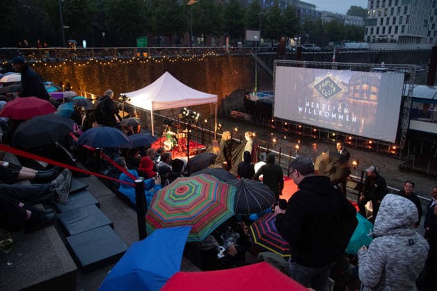 The open-air movie theater at Rheinauhafen in Cologne, Red Carpet, Red Carpet Show, Arrival, premiere of the final season of *Babylon Berlin* on September 11, 2026, at the Naturstrom Open-Air Movie Theater at Rheinauhafen in Cologne,