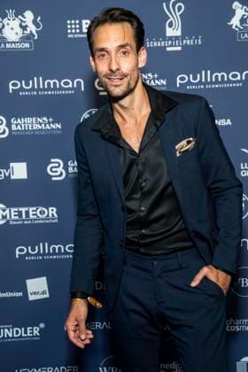 ABB ACTING AWARD: Dennis Herrmann to attend the 2026 German Acting Award ceremony at the Pullman Berlin Schweizerhof Hotel on September 11, 2025, in Berlin