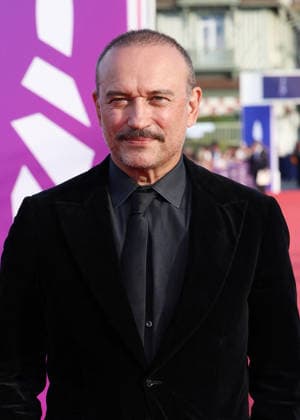 Vincent Perez on the red carpet at the 52nd Deauville American Film Festival on September 11, 2026. Photo by Denis Guignebourg, Bestimage. Deauville, France  Copyright: xDenisxGuignebourgx xBestimagexDenisxGuignebourgx xBestimagex