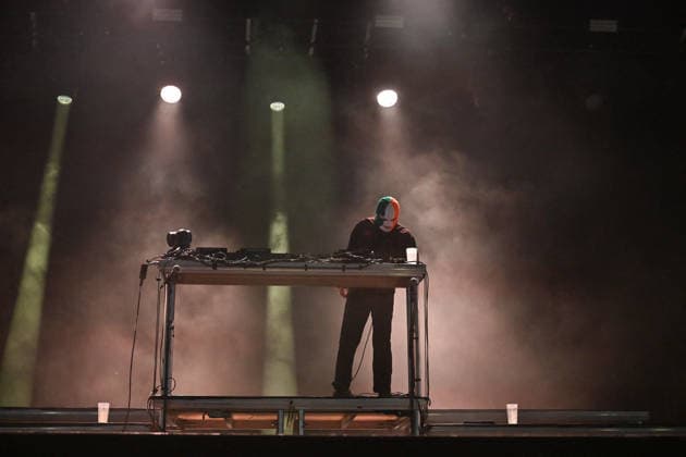 Fete de l Huma - Day 1 Kneecap performs during the Fete de l Humanite in Le Plessis-Pate Bretigny-sur-Orge, France on September 11, 2026. Photo by Christophe Meng ABACAPRESS.COM Bretigny-sur-Orge, France  Copyright: xMengxChristophe ABACAx