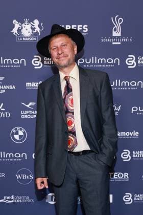 2026 German Acting Award: Robert Stadlober on the red carpet for the 15th anniversary of the German Acting Award and the 20th anniversary of the BFFS, Pullman Berlin Schweizerhof, September 11, 2026 Copyright: xEventpress Kratschx