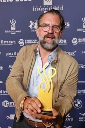 2026 German Acting Award: Rick Ostermann accepting the award on behalf of winner Armin Rohde; 15 years of the German Acting Award and 20 years of the BFFS; Pullman Berlin Schweizerhof; Date: September 11, 2026 Copyright: xEventpress Kratschx
