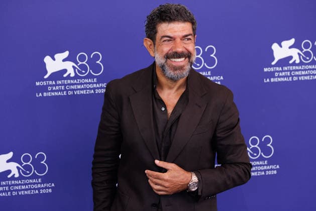 News - Dio Ride (God Laughs) Photocall - The 83rd Venice International Film Festival Pierfrancesco Favino attends the Dio Ride (God Laughs) Photocall during the 83rd Venice International Film Festival at Palazzo del Casino on September 12, 2026 in Venice, Italy. Photo: Cinzia Camela. Lido di Venezia Palazzo del Casino Italy Copyright: xCinziaxCamelax xLiveMediax LPN_2667843