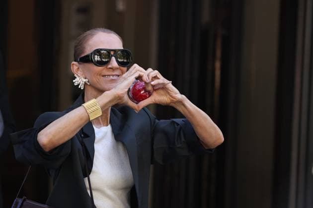 Céline Dion Leaving Her Hotel PHOTOPQR LE PARISIEN LP Fred Dugit staff Paris September 12, 2026 Culture Paris, September 12, 2026 Céline Dion leaves the Royal Monceau hotel ahead of her first concert at the Plénitude Arena La Défense LP Fred Dugit Paris, France, September 12, 2026 Céline Dion leaves the Royal Monceau hotel ahead of her first concert at the Paris La Défense Arena Local Caption LP Fred Dugit staff Paris 75 France  Copyright: xPHOTOPQR LExPARISIEN MAXPPPxLPx xFredxDugitx(staff)x 20260912LPA8396 20260912LPA8396