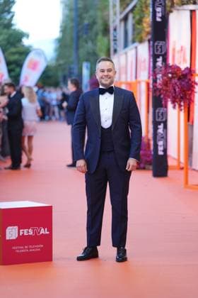 Photo op prior to the closing gala of the FesTVal in Vitoria Magician Jorge Blass during the photo op prior to the closing gala of the FesTVal in Vitoria, at the Europa Convention Center, on September 12, 2026, in Vitoria-Gasteiz, Álava, Basque Country, Spain. FesTVal is Spain’s National Television Festival and is the first festival dedicated exclusively to television in all its formats—programs, game shows, magazine shows, and series. The 18th edition of the FesTVal Television Festival in Vitoria-Gasteiz took place from September 7 to 12. SEPTEMBER 12, 2026 CLOSING PHOTOCALL TELEVISION FESTIVAL TV CELEBRITIES In VVitoria-Gasteiz, Álava, Basque Country Vitoria-Gasteiz, Álava, Basque Country Spain  Copyright: xInakixBerasalucex 7769333