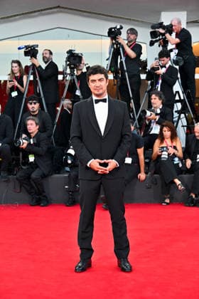 IPA88447430 - Venice, 83rd Venice International Film Festival 2026 - Night 11 - Closing Ceremony Red Carpet. Pictured: Riccardo Scamarcio  Copyright: xRiccardoxScamarciox xPoolxPhotoxEventsx08x IPA88447430