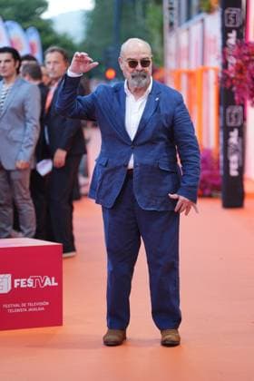 Photo call prior to the closing gala of the FesTVal in Vitoria Actor Antonio Resines during the photo call prior to the closing gala of the FesTVal in Vitoria, at the Europa Convention Center, on September 12, 2026, in Vitoria-Gasteiz, Álava, Basque Country, Spain. FesTVal is Spain’s National Television Festival and is the first festival dedicated exclusively to television in all its formats—programs, game shows, magazine shows, and series. The 18th edition of the FesTVal Television Festival in Vitoria-Gasteiz took place from September 7 to 12. SEPTEMBER 12, 2026 CLOSING PHOTOCALL TELEVISION FESTIVAL TV CELEBRITIES In VVitoria-Gasteiz, Álava, Basque Country Vitoria-Gasteiz, Álava, Basque Country Spain  Copyright: xInakixBerasalucex 7769440