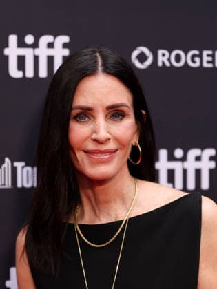 2026 Toronto International Film Festival - Evil Genius TORONTO, CANADA - SEPTEMBER 12 : Courteney Cox attends the premiere of Evil Genius during the 2026 Toronto International Film Festival at Roy Thomson Hall in Toronto, Ontario, Canada on September 12, 2026. Mert Alper Dervis Anadolu Ontario Canada. Editorial use only. Please get in touch for any other usage.  Copyright: x2026xAnadoluxMertxAlperxDervisx