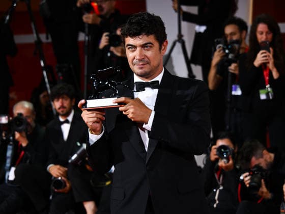 IPA88453182 - Venice, 83rd Venice International Film Festival 2026 - Night 11 - Winners on the Red Carpet. Pictured: Riccardo Scamarcio  Copyright: xAlbertoxTerenghi PoolxPhotoxEvenx xPoolxPhotoxEventsx08x IPA88453182