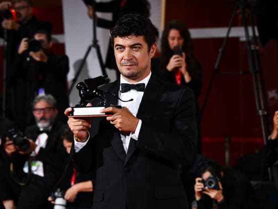 IPA88453183 - Venice, 83rd Venice International Film Festival 2026 - Night 11 - Winners on the Red Carpet. Pictured: Riccardo Scamarcio  Copyright: xAlbertoxTerenghi PoolxPhotoxEvenx xPoolxPhotoxEventsx08x IPA88453183