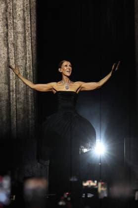 CELINE DION IN CONCERT IN PARIS PHOTOPQR LE PARISIEN Fred Dugit Nanterre 92, September 12, 2026 The first of sixteen concerts that Quebec singer Céline Dion will perform at the Plénitude Arena in Nanterre, Nanterre, Hauts-de-Seine, France, September 12, 2026 The first of sixteen concerts by Quebec singer Céline Dion at the Plénitude Arena in Nanterre Local Caption Céline Dion concert in Nanterre 92, France  Copyright: xPHOTOPQR LExPARISIEN MAXPPPxFredxDugitx 20260912LPA0581 20260912LPA0581