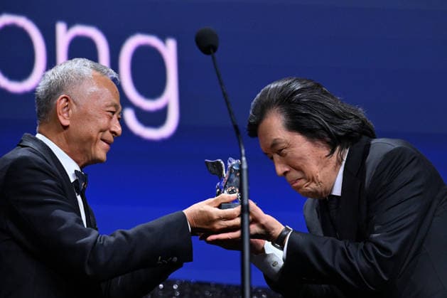 September 12, 2026, Venice, Rome, Italy: Lee Chang-dong receives the Silver Lion Grand Jury Prize at the 83rd Venice Film Festival for his film Possible Love during the awards ceremony, 83rd Venice Film Festival. Venice, September 12, 2026 Venice Italy  - ZUMAa289 20260912_zia_a289_344 Copyright: xMariaxLauraxAntonellix xAgfx