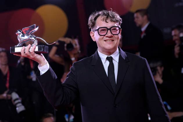 Ilya Khrzhanovsky pose with the Silver Lion for Best Director Award for Dau at the Winners Photocall during the 83rd Venice International Film Festival at Sala Grande on September 12, 2026 in Venice, Italy.  VEN20260912807 RoccoxSpaziani