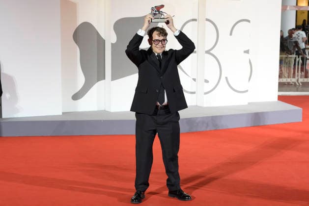 Winners of 83 Venice Film Festival photocall in Venice Lido, Italy - 12 Sep 2026 Ilya Khrzhanovsky pose with the Silver Lion for Best Director Award for Dau at the Winners Photocall during the 83rd Venice International Film Festival at Sala Grande. Venice Lido Italy Copyright: xMarioxCartellix xSOPAxImagesx _DSC5048