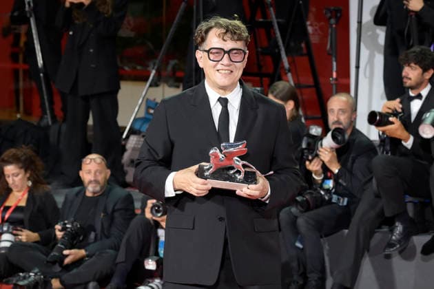 September 12, 2026, Venice Lido, Italy: Ilya Khrzhanovsky pose with the Silver Lion for Best Director Award for Dau at the Winners Photocall during the 83rd Venice International Film Festival at Sala Grande. Venice Lido Italy  - ZUMAs197 20260912_aaa_s197_529 Copyright: xMarioxCartellix