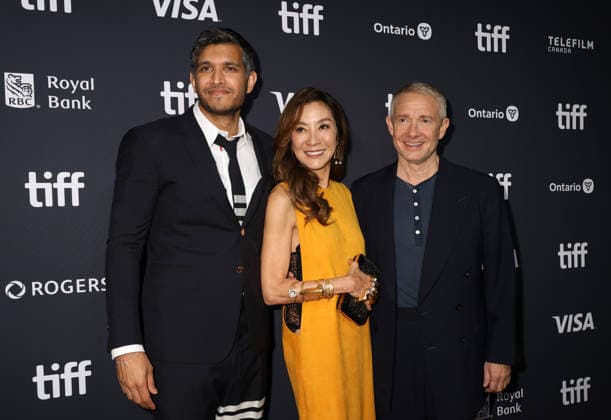 51st Toronto International Film Festival Saturday, September 12 51st Toronto International Film Festival Red carpet for the film The Surgeon Director Roshan Sethi, Michelle Yeoh, and Martin Freeman 459634 2026 09 12 Toronto, Canada  Copyright: xIsabellexVautierx xStarfacex STAR_459634_023