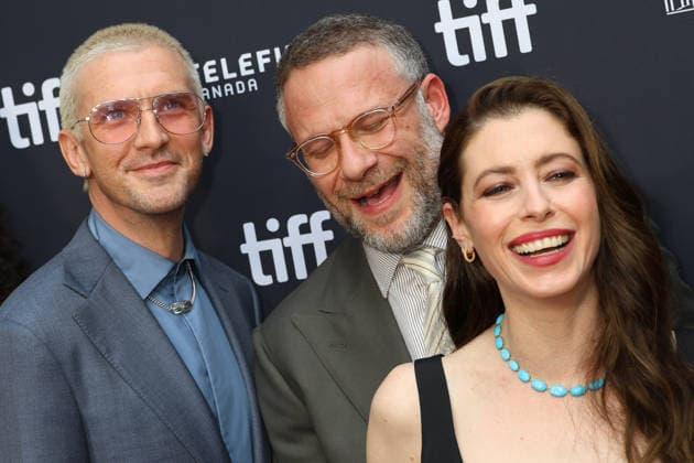 51st Toronto International Film Festival Saturday, September 12 51st Toronto International Film Festival Red carpet for the film Babies Dan Stevens, Seth Rogen, and Lauren Miller Rogen 459634 2026 09 12 Toronto, Canada  Copyright: xIsabellexVautierx xStarfacex STAR_459634_091
