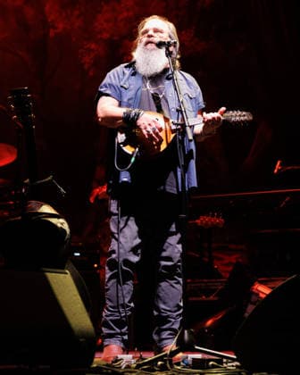Steve Earle and UK rock band The Waterboys performing live at The O2 Arena in London on 12th September 2026 Steve Earle and UK rock band The Waterboys performing live at The O2 Arena in London on 12th September 2026, Credit:Manuela Langotsch Avalon United Kingdom, London, The O2 Arena  Copyright: xManuelaxLangotschx xAvalonx 1134020619