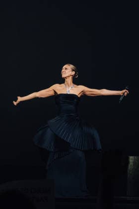Celine Dion, wearing a Boucheron outfit and jewelry, during her first concert at the Plénitude Arena in Paris La Défense on September 12, 2026 Celine Dion, wearing a Boucheron outfit and jewelry, during her first concert at the Plénitude Arena in Paris La Défense on September 12, 2026, Paris La Défense, France  Copyright: xAgencex xBestimagexAgencex xBestimagex