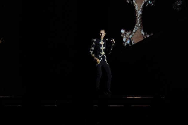 Exclusive: Quebec singer Céline Dion makes a triumphant return to the stage at the Plénitude Arena to kick off her Paris residency, a series of sixteen concerts scheduled through October 17, 2026. Ten additional dates are planned for May 2027. In front of an audience of approximately 30,000 people from all over the world, the 58-year-old artist performed her first full concert in six years, following a long hiatus due to her battle with stiff-person syndrome, a rare neurological disorder diagnosed in 2022. Visibly moved, Céline Dion paused her first song, On ne change pas, overcome with emotion, before launching into a show lasting more than two hours, featuring her greatest hits, including My Heart Will Go On, Pour que tu m’aimes enc Copyright: xAgencex xBestimagexAgencex xBestimagex
