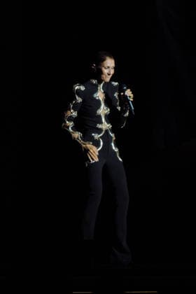Exclusive: Quebec singer Céline Dion makes a triumphant return to the stage at the Plénitude Arena to kick off her Paris residency, a series of sixteen concerts scheduled through October 17, 2026. Ten additional dates are planned for May 2027. In front of an audience of approximately 30,000 people from all over the world, the 58-year-old artist performed her first full concert in six years, following a long hiatus due to her battle with stiff-person syndrome, a rare neurological disorder diagnosed in 2022. Visibly moved, Céline Dion paused her first song, On ne change pas, overcome with emotion, before launching into a show lasting more than two hours, featuring her greatest hits, including My Heart Will Go On, Pour que tu m’aimes enc Copyright: xAgencex xBestimagexAgencex xBestimagex