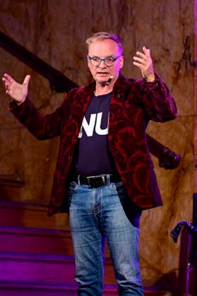 Uwe Steimle with his show *Nu Keen Getue, keen Gemache* at the historic Art Nouveau department store in Görlitz, September 10, 2026 Foto:xM.xWehnertx xFuturexImagex steimle_6903