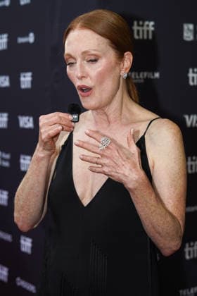 2026 Toronto International Film Festival - ˜The Debut™ Premiere Julianne Moore attends the red carpet for ˜The Debut™ premiere during the 2026 Toronto International Film Festival (TIFF) at Princess of Wales Theatre. on September 13, 2026 in Toronto, Canada. (Photo by Leonardo Ramirez Eyepix Group) Copyright: xLeonardoxRamirez xEyepixxGroupx LR13092026-03970