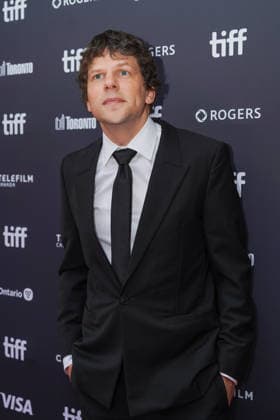 2026 Toronto International Film Festival - ˜The Debut™ Premiere Jesse Eisenberg attends the red carpet for ˜The Debut™ premiere during the 2026 Toronto International Film Festival (TIFF) at Princess of Wales Theatre. on September 13, 2026 in Toronto, Canada. (Photo by Leonardo Ramirez Eyepix Group) Copyright: xLeonardoxRamirez xEyepixxGroupx LR13092026-03723