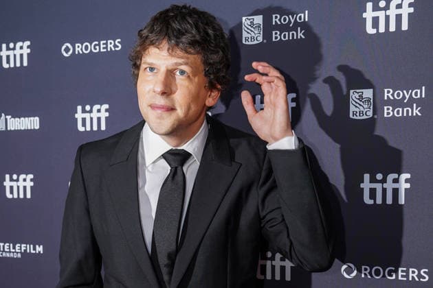 2026 Toronto International Film Festival - ˜The Debut™ Premiere Jesse Eisenberg attends the red carpet for ˜The Debut™ premiere during the 2026 Toronto International Film Festival (TIFF) at Princess of Wales Theatre. on September 13, 2026 in Toronto, Canada. (Photo by Leonardo Ramirez Eyepix Group) Copyright: xLeonardoxRamirez xEyepixxGroupx LR13092026-03730