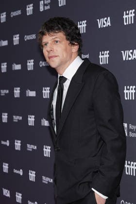Red carpet for ˜The Debut™ premiere during the 2026 Toronto International Film Festival (TIFF) at Princess of Wales Theatre Featuring: Jesse Eisenberg Where: Toronto, Ontario, Canada When: 13 Sep 2026 Credit: Leonardo Ramirez EyePix INSTARimages EDITORIAL USE ONLY. NOT FOR USE BY NEWSPAPERS BASED IN THE UK. Copyright: xx instar56016947