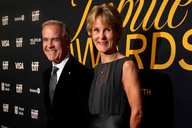 September 13, 2026, Toronto, On, CANADA: Prime Minister Mark Carney arrives at the Toronto International Film Festival Tribute Awards gala alongside wife Diana Fox Carney, in Toronto, Sunday, Sept. 13, 2026. Toronto CANADA  - ZUMAc35_ 20260913_zaf_c35_152 Copyright: xChrisxYoungx