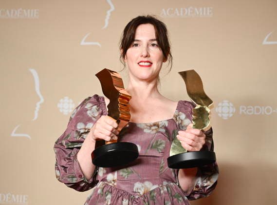 September 13, 2026, Montreal, Pq, CANADA: Florence Longpre holds up her trophies at the Gala Gemeaux awards ceremony in Montreal, on Sunday, Sept. 13, 2026. Montreal CANADA  - ZUMAc35_ 20260913_zaf_c35_220 Copyright: xGrahamxHughesx