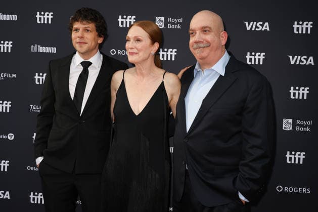 51st Toronto International Film Festival Red carpet for the film The Debut Director Jesse Eisenberg, Julianne Moore, and Paul Giamatti 459658 September 13, 2026 Toronto, Canada  Copyright: xIsabellexVautierx xStarfacex STAR_459658_124