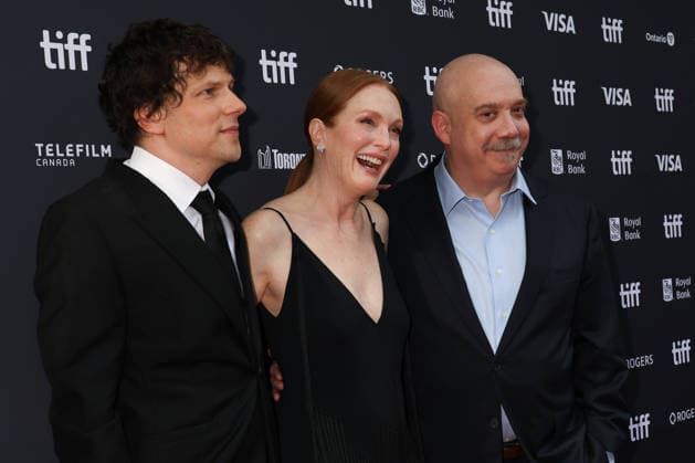 51st Toronto International Film Festival Red carpet for the film The Debut Director Jesse Eisenberg, Julianne Moore, and Paul Giamatti 459658 September 13, 2026 Toronto, Canada  Copyright: xIsabellexVautierx xStarfacex STAR_459658_147