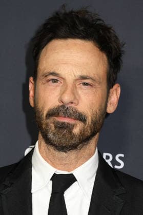 51st Toronto International Film Festival Red carpet for the film The Life and Deaths of Wilson Shedd Scoot McNairy 459658 September 13, 2026 Toronto, Canada  Copyright: xIsabellexVautierx xStarfacex STAR_459658_023