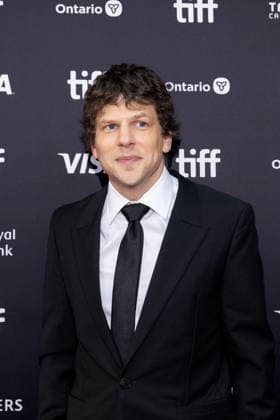 2026 Toronto International Film Festival - The Debut Premiere Jesse Eisenberg attends the premiere of The Debut during the 2026 Toronto International Film Festival at Princess of Wales Theatre on September 13, 2026 in Toronto, Ontario. Toronto Ontario Canada Copyright: xPicjer imageSPACEx